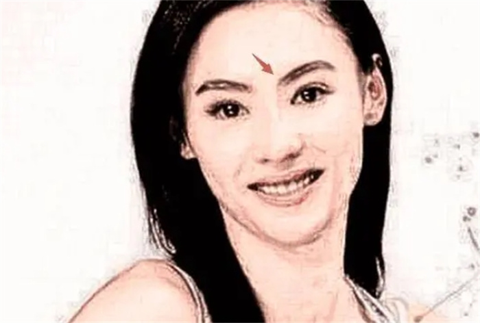 ҶѵŮ࣬ƸУԸ񱯹ۣһ鲻˳