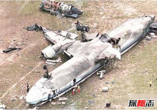 2002台湾华航空难录音事件真相，惨死冤魂头七打电话求救