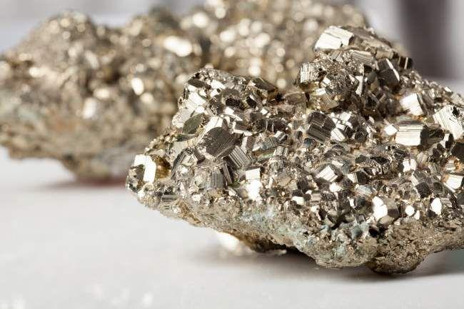 世界上最贵的石头 锎 一克拉2亿