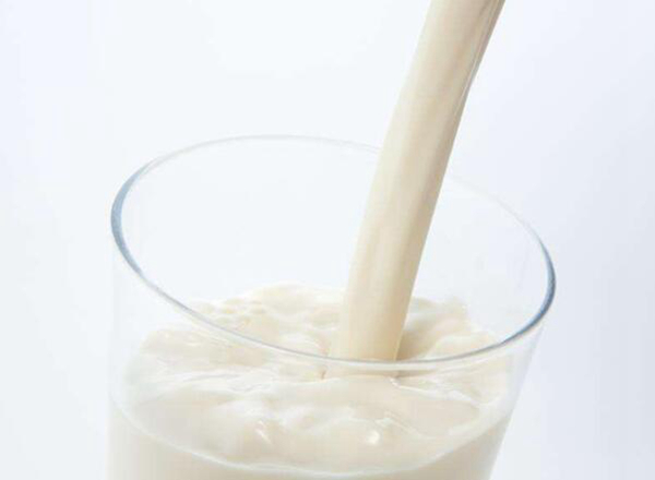 10种人不宜喝牛奶 这些人喝牛奶会导致