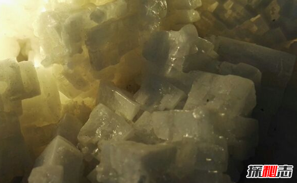 世界上最大的地下盐矿：足以容纳400多人(年产700多万吨)