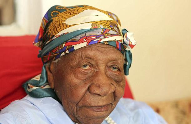 世界上最长寿的人1065岁 属乌龙事件(真实年龄106岁)