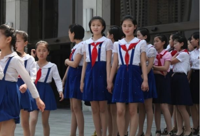 在朝鲜上学可以享受什么待遇 真让人想象不到（朝鲜福利）