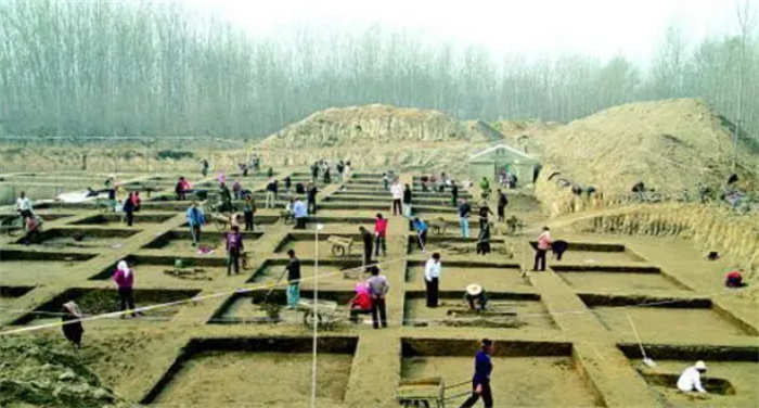 山东一座三千年墓陵，发掘九个字，考古专家：姜子牙真实身份揭露