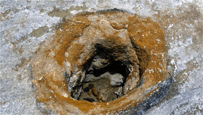 云南山区神秘洞穴 距今150000年前 疑似外星人访问地球的证据