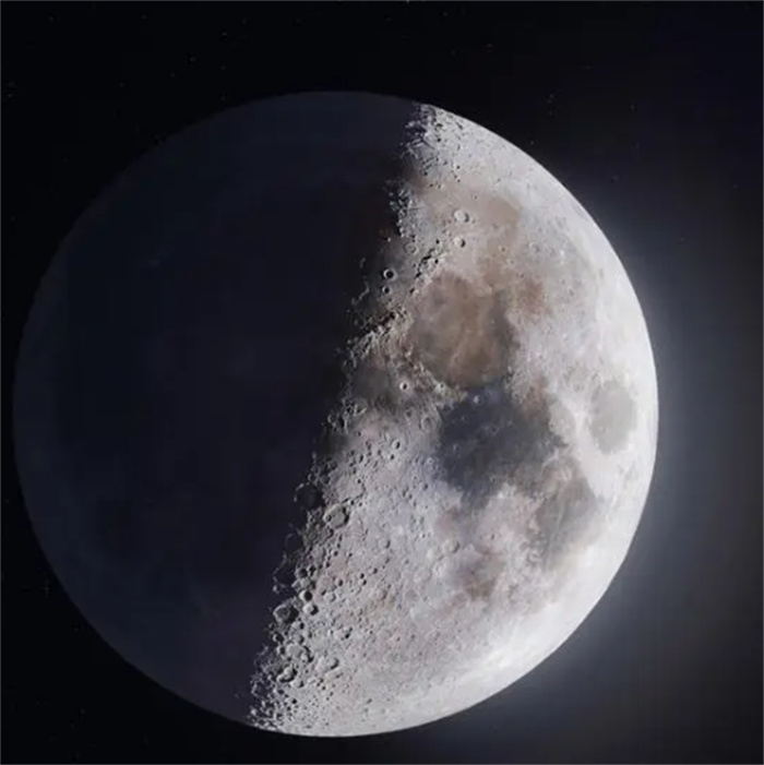 地球就像月球一样有月牙？是的！这是史上特别珍贵的地球照片