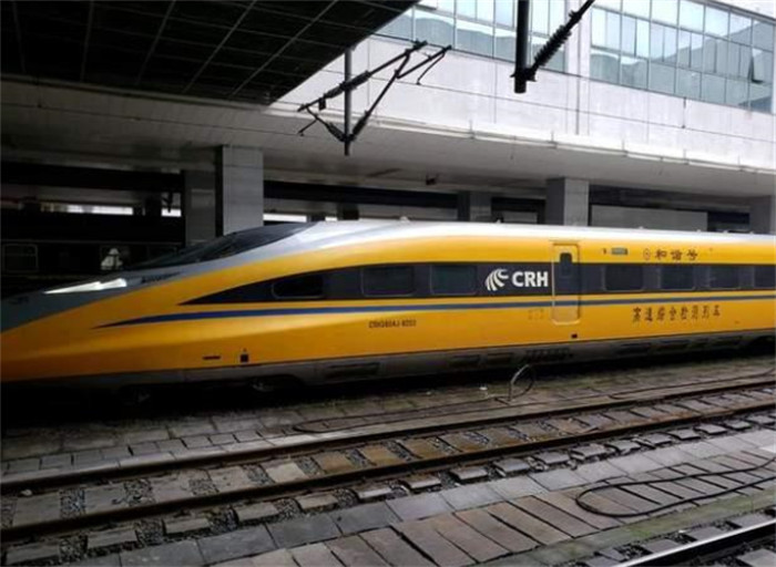 世界上最大的高铁网络 就是来自于中国（中国高铁）