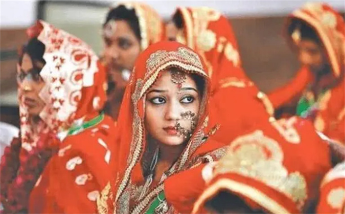 2012年  安徽农民娶美丽印度女孩  8年后 表弟娶了妻子的亲妹妹