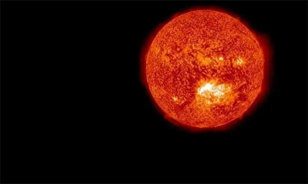 太阳即将进入休眠状态 可能持续三年（地球变化）