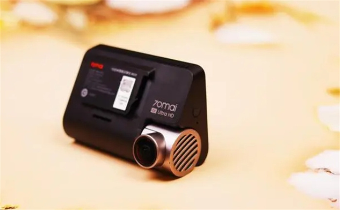 真实体验，不吹不黑！70迈A810堪称4K智能行车记录仪影像天花板