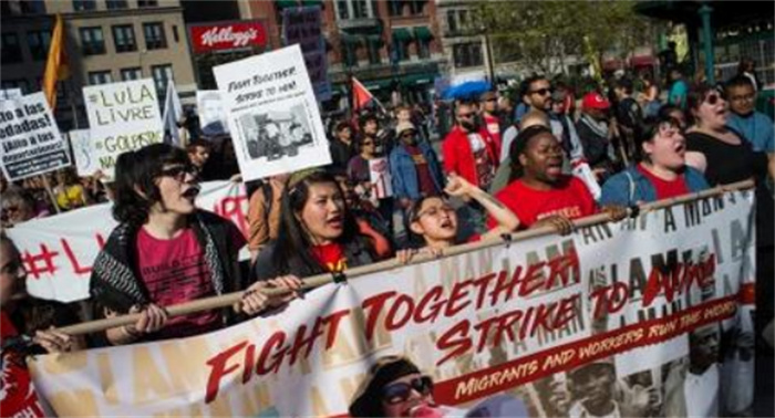 美国大罢工最新进展：工会妥协  新水至少上涨30%