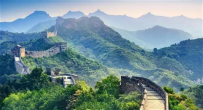 世界上最著名的城墙的秘密：模仿万里长城建造  现成旅游景点