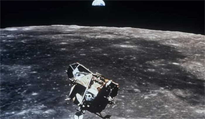 超级火箭土星五号  曾把宇航员送上月球  后来为啥被放弃了