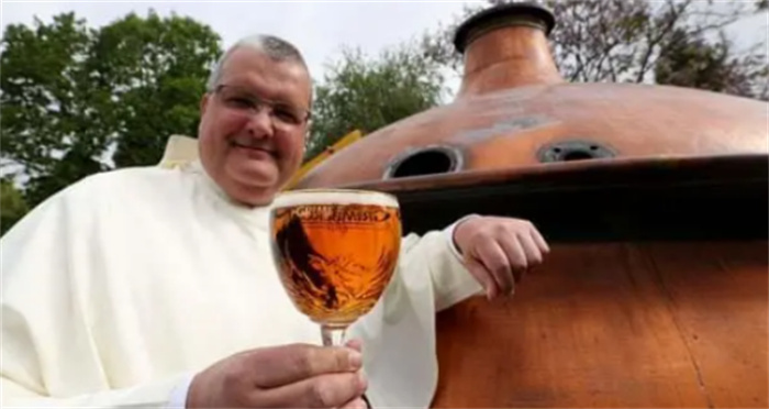 旅游趣闻：比利时僧侣在藏经阁发现神秘配方  酿造出传奇啤酒