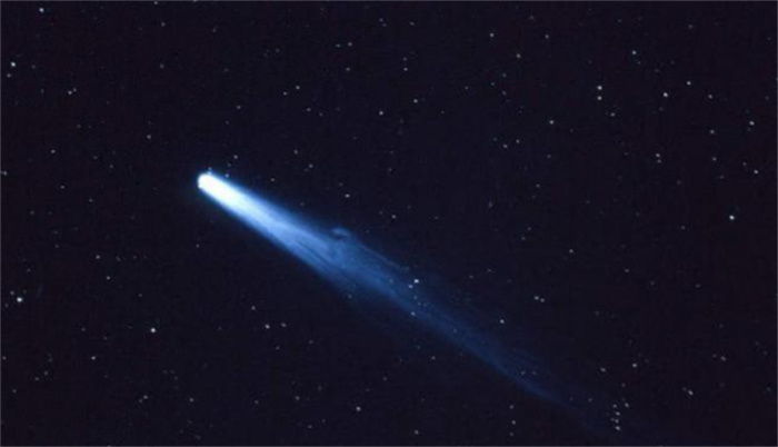 每76年回归一次  神秘的哈雷彗星  是怎么被发现的