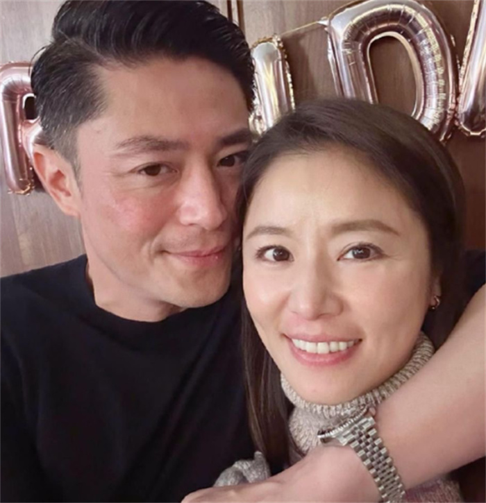 笑起来很多鱼尾纹的男人 性格是好还是坏（男人鱼尾纹）