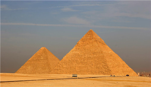 埃及金字塔未解之谜 细数金字塔的十大未解之谜（宝藏遗址）