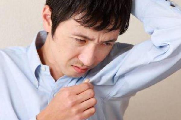 为什么叫狐臭?古人认为能吸引到狐狸(仅10%白人没有狐臭)(图2)