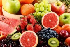 痛风不能吃什么水果：含果糖量高的水果(梨、葡萄等)