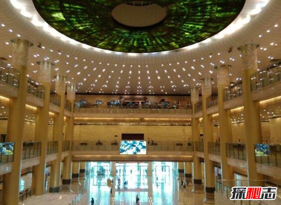 哪所大学闹鬼第一_中国闹鬼最凶的大学_中国十大闹鬼大学