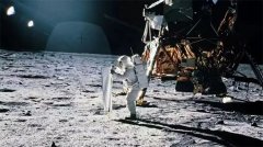 阿波罗登月是假的 一张图片对比就能证明（登月真相）