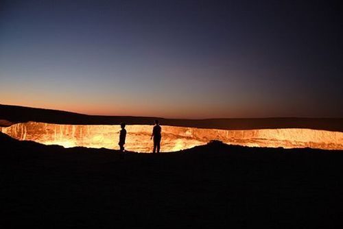 地球十大地质奇观,你见过午夜的太阳吗？(图5)