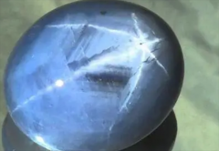 世界上最大的蓝宝石 亚当之星(价值三亿美元)
