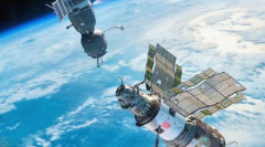 空间站出问题 宇航员跳伞逃生 降落地球吗？（逃生方式）