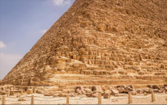 金字塔太过于神秘  是埃及人造的吗  （是的）