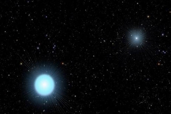 宇宙中最恶心的星球：吸血鬼恒星，疯狂吞噬星体(如黑洞)(图4)