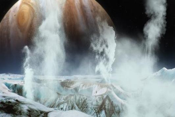 木卫二发现鲸鱼?NASA观测到惊人景象，木卫二上或存生命(图2)