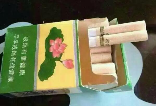 荷花烟扯出线图片