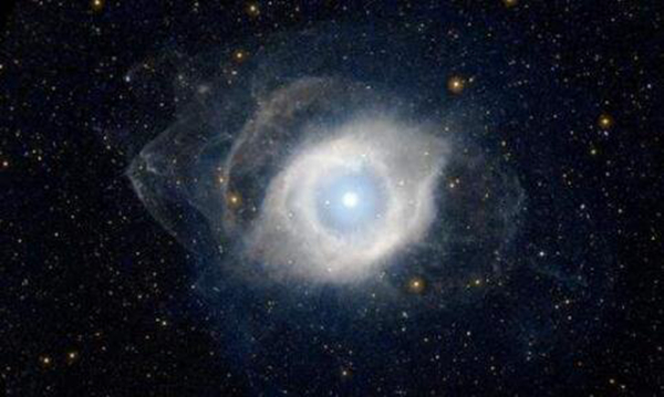 上帝之眼是什么?距离地球700光年的神秘星云(图4)