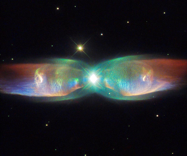 美丽神秘的蝴蝶星云：恒星生命最后阶段(图4)