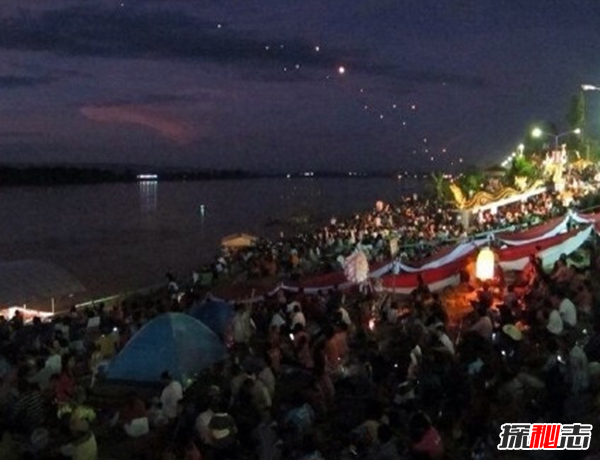 泰国湄公河神龙吐火现象之谜,满月夜才可目睹奇观(超自然现象)