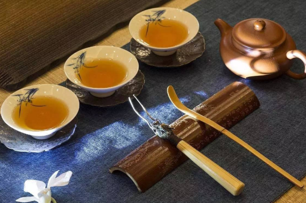 中国的茶道文化：对茶美感的品鉴（一种精神上的升华）_探秘志