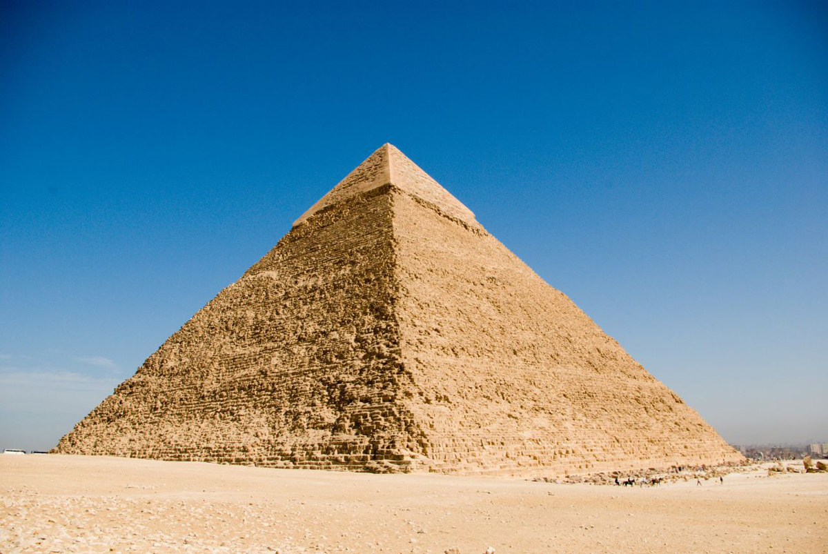 【携程攻略】Nazlet El-Semman吉萨金字塔景点,金字塔是埃及最重要的历史古迹和最知名的旅游景点，它充满了谜团，从…