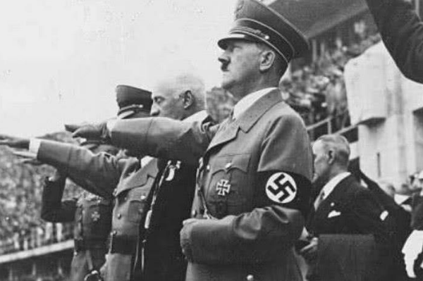 希特勒纳粹礼手势图片