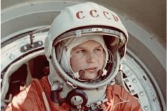 世界第一位女航天员：瓦莲金娜・捷列什科娃(苏联)