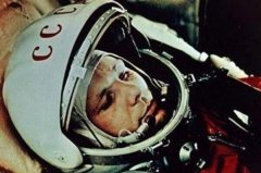 世界上第一个航天员是谁：尤里・阿列克谢耶维奇・加加林
