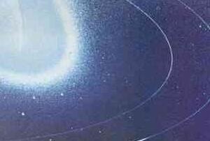 海王星有光环吗，有5个行星环（难以看见/环是竖着的）