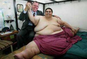 世界上最胖的人，曼努埃尔・乌里韦1200斤(因心脏病离世)