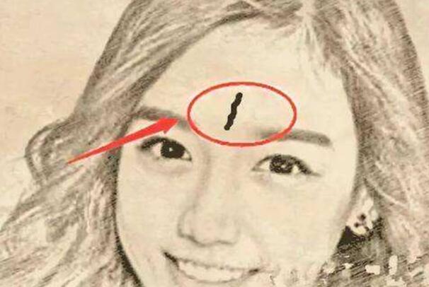 女人有悬针纹的优点:在事业上多加用心便能有出头之日