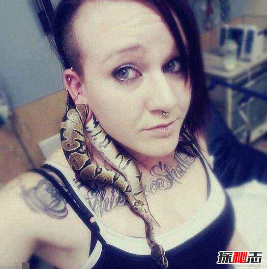 面相像蛇的女人图片