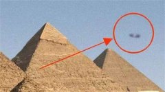 2017年有游客称在埃及金字塔拍到外星人，还拿出两项客观的证据